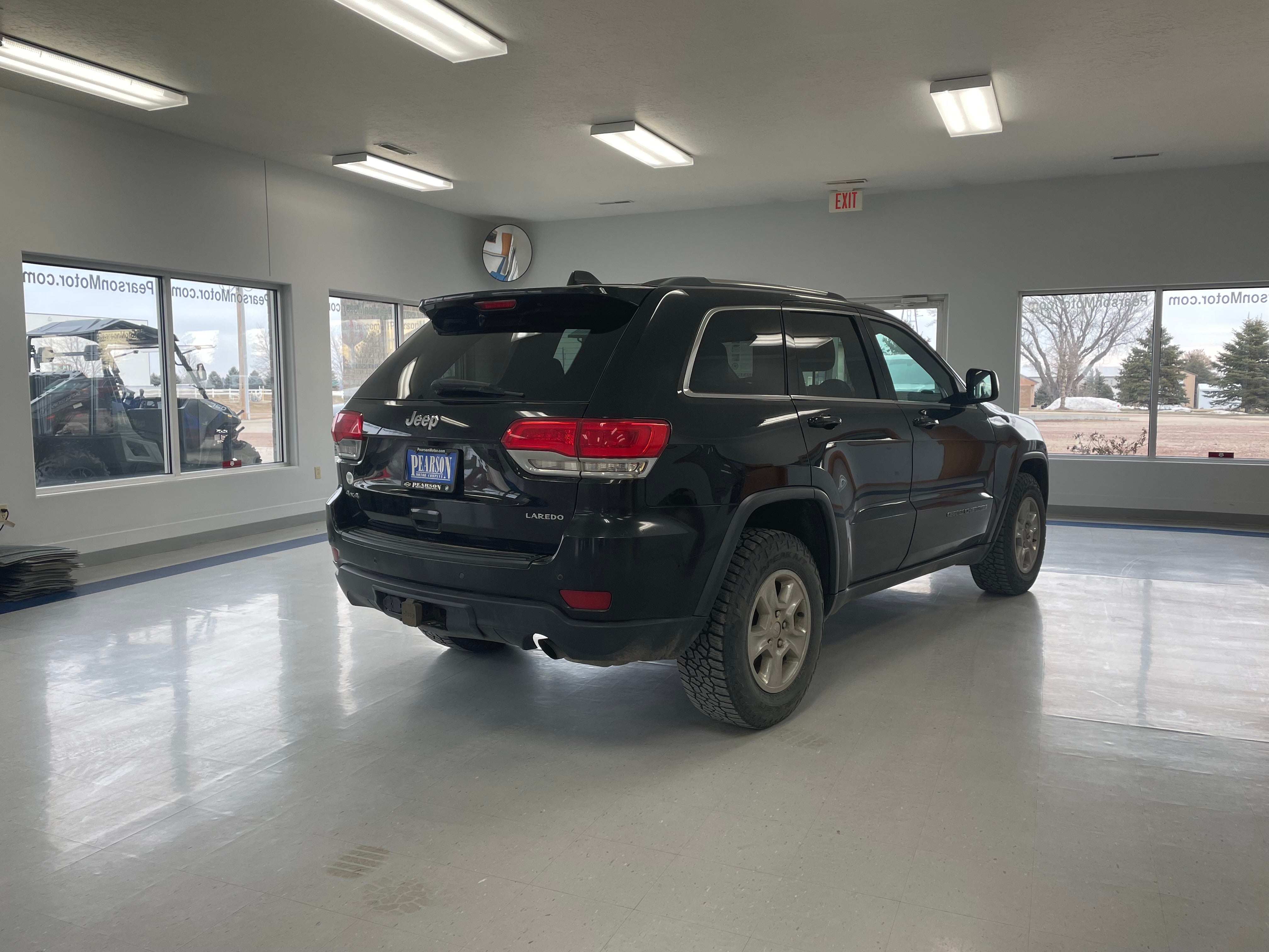 2017 Jeep Grand Cherokee Laredo