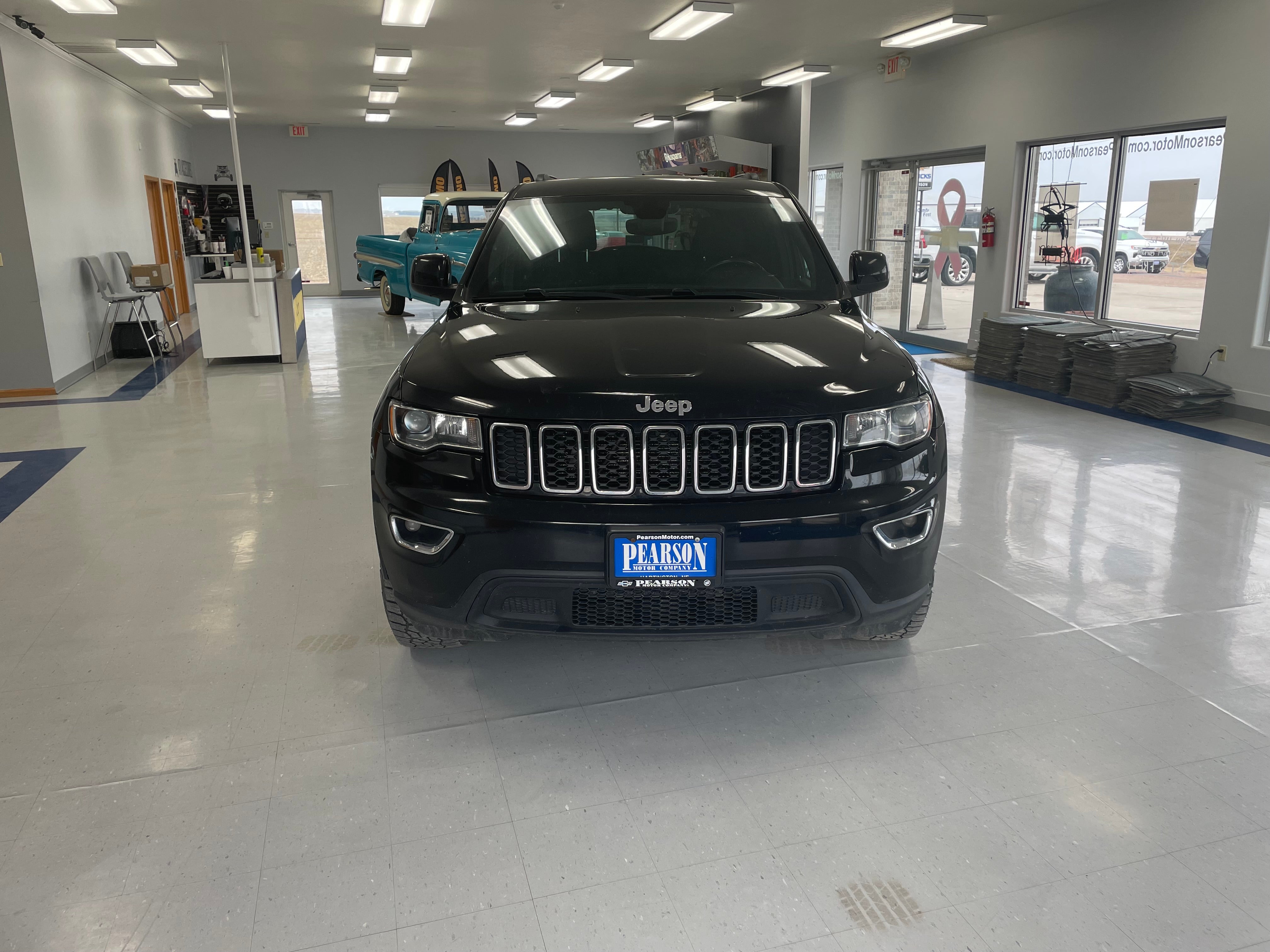 2017 Jeep Grand Cherokee Laredo