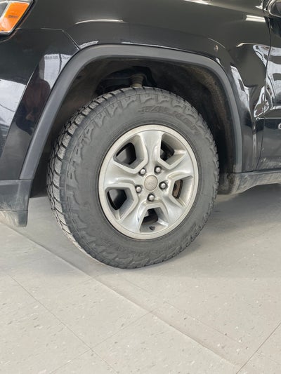 2017 Jeep Grand Cherokee Laredo