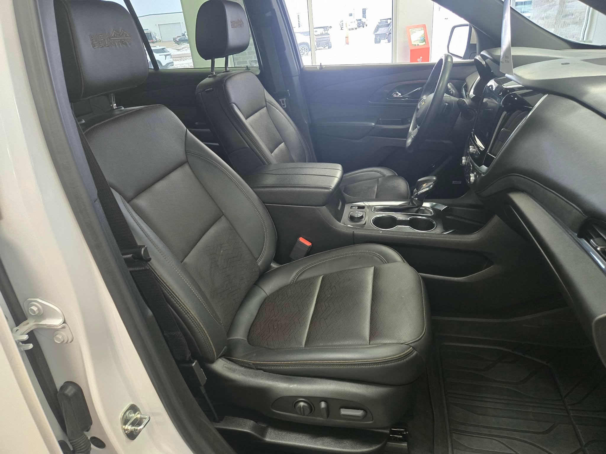 2023 Chevrolet Traverse High Country